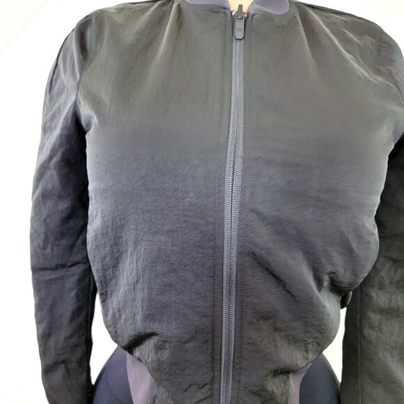 Lululemon Women's Midnight Navy Non-Stop Full-Zip Reversible Bomber Jacket Sz 2 - Picture 3 of 8